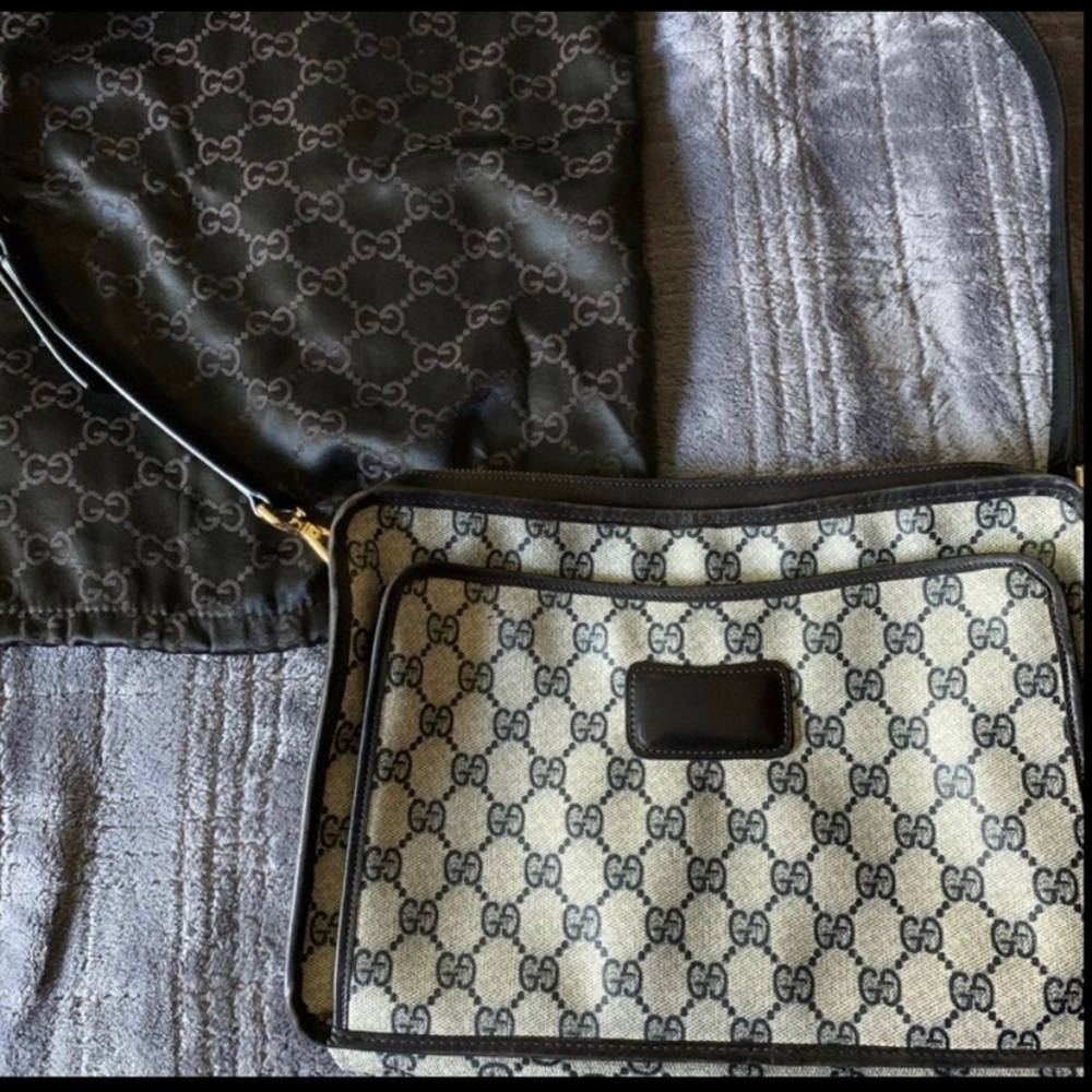 Authentic Vintage Gucci Crossbody bag